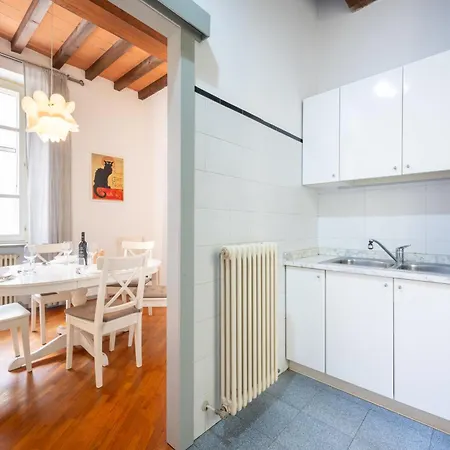 Guesthost - Shiny X3! Apartamento Parma