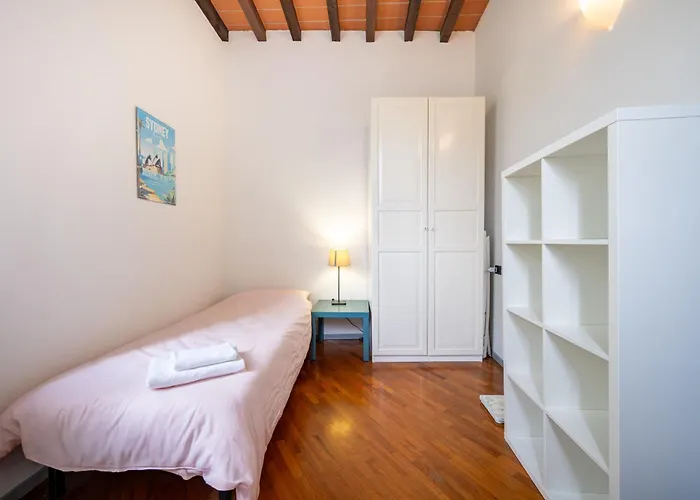 Guesthost - Shiny X3! * Parma