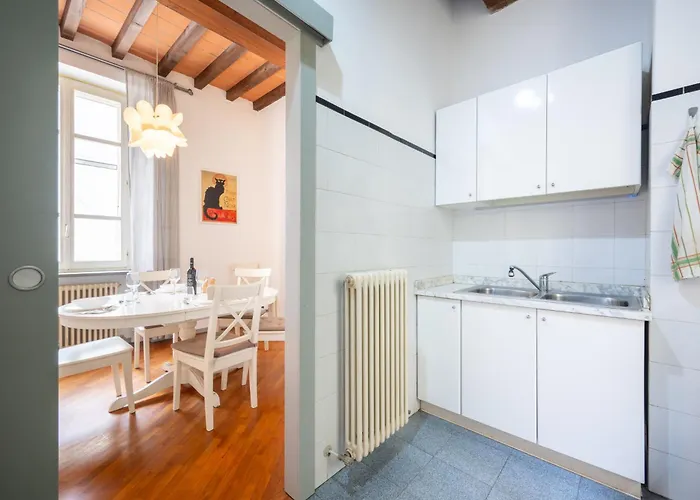 Guesthost - Shiny X3! Apartamento Parma